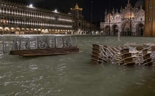 Italy đưa biến đổi khí hậu vào chương trình học bắt buộc
