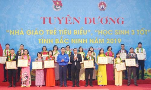Bắc Ninh tuyên dương 37 nhà giáo trẻ tiêu biểu