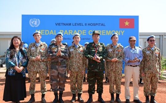 Các 'sứ giả' hòa bình Việt Nam đón nhận phần thưởng cao quý của LHQ