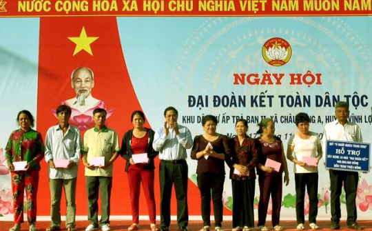 Các đồng chí lãnh đạo Trung ương dự Ngày hội Đại đoàn kết