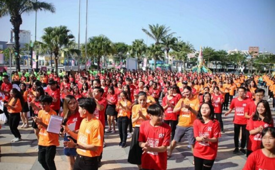 Hơn 1.000 bạn trẻ hưởng ứng Tuần lễ thế giới tôn vinh sự tử tế