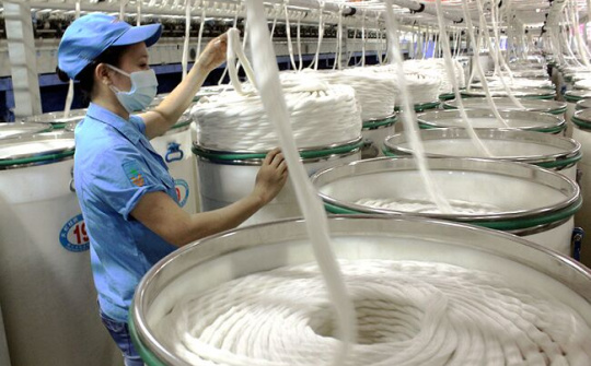 Dệt may Việt Nam cần chủ động về nguyên phụ liệu