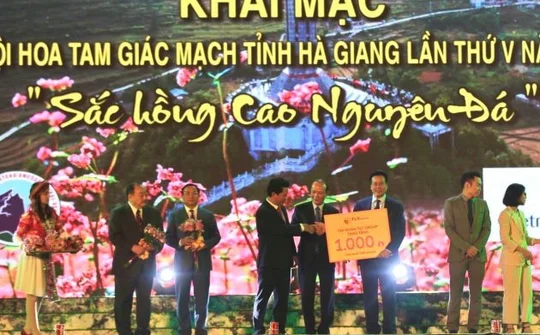 Tập đoàn T&T Group trao tặng tỉnh Hà Giang 1.000 căn nhà tình nghĩa