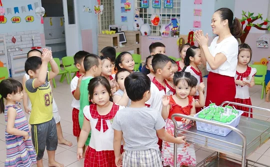 Tâm sự ngày 20/11: Không chỉ dạy chữ mà Thầy, Cô giáo còn là các "chuyên gia" dinh dưỡng !
