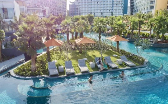 Nghịch lý du lịch tăng trưởng mạnh, nhân lực “dậm chân tại chỗ”