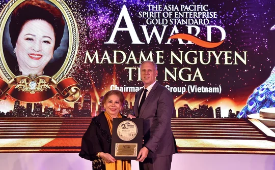 Chủ tịch Tập đoàn BRG Nguyễn Thị Nga giành nhiều giải thưởng lớn tại Asian Golf Awards 2019