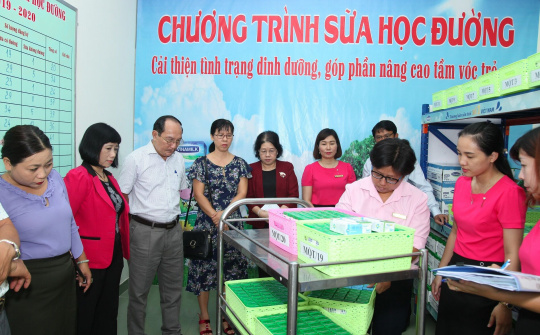 TP. Hồ Chí Minh: Các Sở-ngành phối hợp nhịp nhàng trong công tác triển khai "sữa học đường"