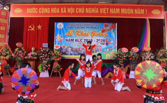 Trường Tiểu học Thị trấn Sapa: Chắp cánh ước mơ vượt khó nơi vùng cao