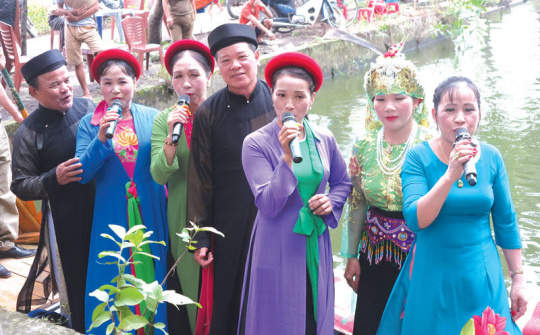 Quan họ xóm Hạ Giang Bắc Ninh vang khắp vùng miền Tổ quốc