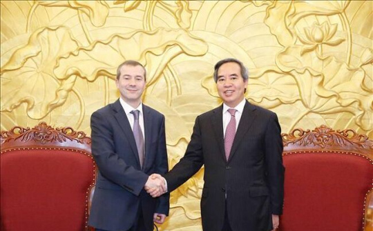 Trưởng ban Kinh tế Trung ương tiếp Chủ tịch Ban Lãnh đạo ngân hàng IBEC