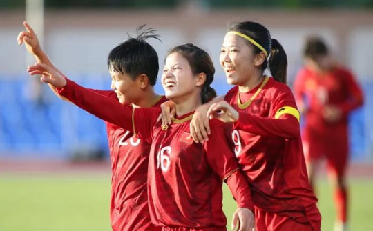 Bóng đá nữ Việt Nam bỏ lỡ cơ hội chiến thắng trước Thái Lan