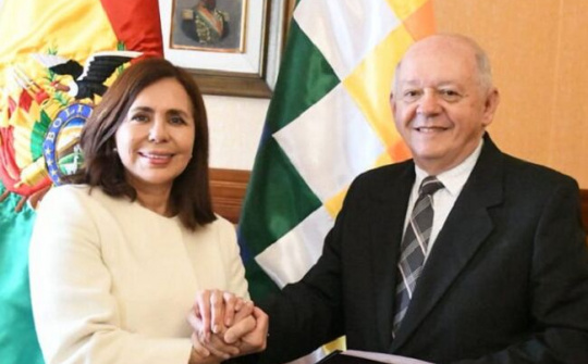11 năm sau khủng hoảng, Chính phủ tạm quyền Bolivia có động thái mới với Mỹ