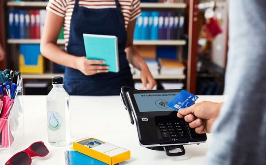 Vấn đề đặt ra trước xu hướng thanh toán không dùng tiền mặt