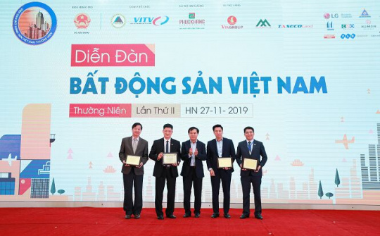 Phuc Khang Corporation - Nhà phát triển BĐS xanh, tham dự Tọa đàm cấp cao tại Diễn đàn BĐS Việt Nam 2019