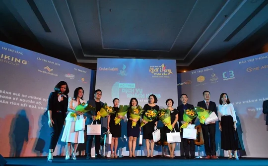 Con người vẫn là yếu tố cốt lõi đối với "Dịch vụ khách hàng" trong mọi thời đại