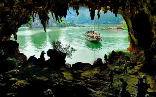 Làm cách nào giải quyết chính sách thị thực ở Việt Nam