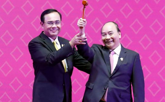 Việt Nam chính thức nhận chức Chủ tịch ASEAN