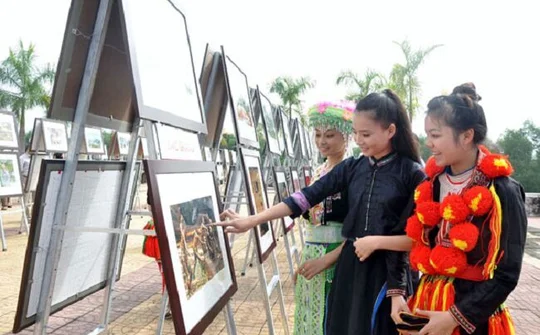 Cuộc chiến” giữ gìn Chân, Thiện, Mỹ trong văn học - nghệ thuật