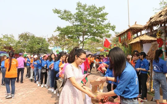 ĐH Đại Nam phát động tuần lễ “nói không” với túi nilon và đồ nhựa sử dụng 1 lần