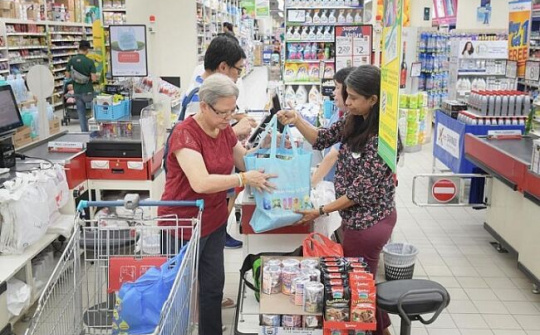 73% người Singapore ủng hộ chương trình Nói không với túi nilon