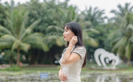 Nữ sinh vượt bóng tối để trở thành thủ khoa