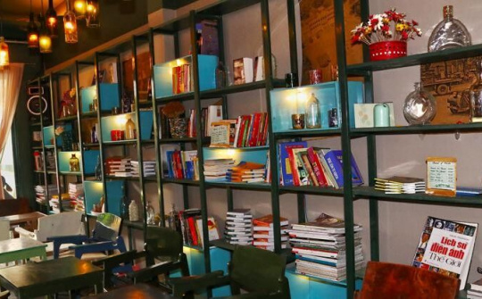 Cà phê sách là một trong những nét đẹp văn hóa thời nay