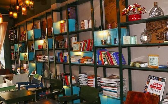 Cà phê sách là một trong những nét đẹp văn hóa thời nay