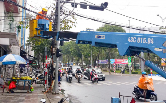 PC Đà Nẵng đẩy mạnh chỉnh trang, xử lý "điểm đen" cáp thông tin