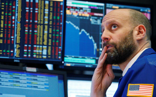 Chứng khoán Mỹ tiếp tục giảm do đâu