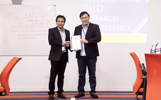 Phó Chủ tịch VFF bảo vệ thành công luận án Tiến sĩ tại Đại học danh tiếng Malaysia