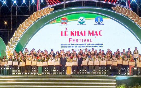Festival Lúa gạo Việt Nam lần thứ 4 năm 2019 và Lễ Tuyên dương các điển hình tiên tiến có thành tích xuất sắc trong nông nghiệp