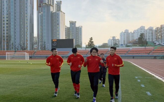 U23 Việt Nam tập buổi đầu tiên ở Hàn Quốc
