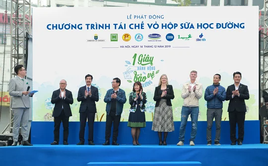 Hà Nội: Học sinh 800 trường hưởng ứng chương trình thu gom, tái chế vỏ hộp giấy