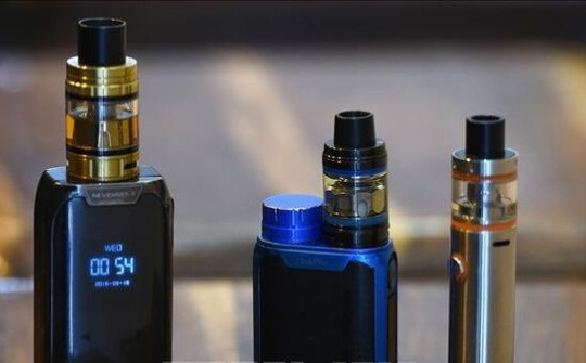 Bộ Y tế xem xét đề xuất cấm hoàn toàn thuốc lá điện tử