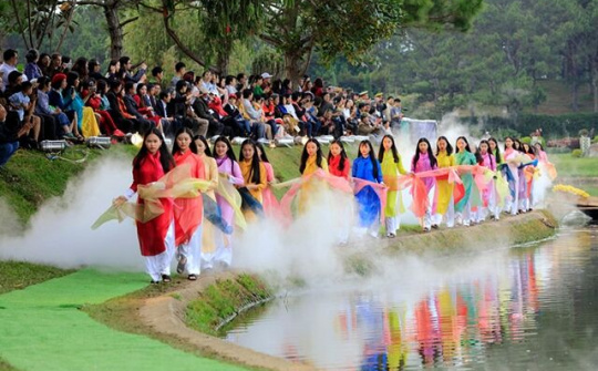 Thương hiệu tơ lụa Bảo Lộc  trên xứ ngàn hoa Đà Lạt