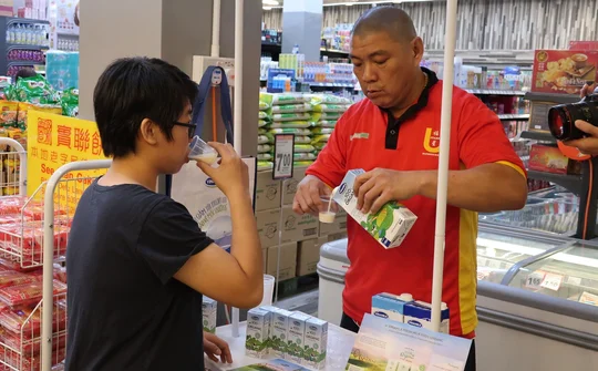 Điều gì đã giúp sữa tươi Organic của Vinamilk chinh phục được người tiêu dùng Singapore ?