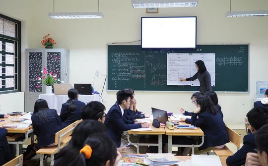 Tăng học phí phải đi đôi với nâng cao chất lượng