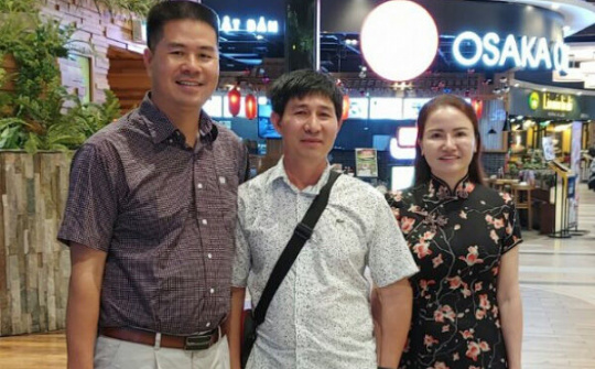 Người thắp sáng cho các nẻo đường quê