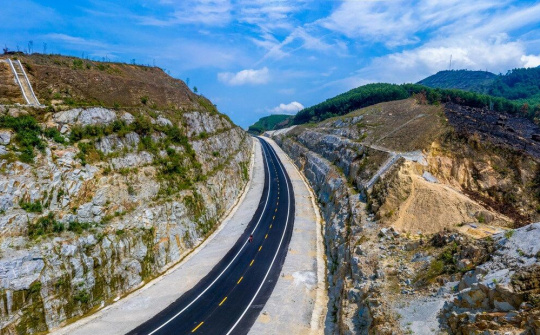 Bộ trưởng yêu cầu kiểm soát chặt chi phí 8 dự án PPP cao tốc Bắc Nam