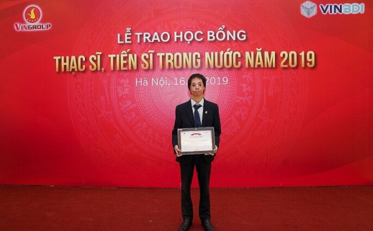 Hành trình thắp lửa đam mê khoa học của cậu học sinh không tai