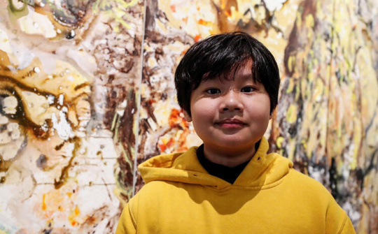 Cậu bé Việt mở triển lãm tranh ở New York