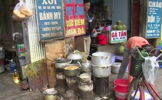 Hà Nội sẽ loại bỏ hoàn toàn bếp than tổ ong nhằm bảo vệ môi trường