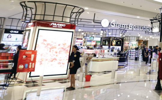 Thị trường mỹ phẩm Việt liên tục đón khách ngoại