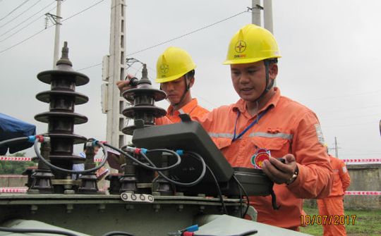 EVNNPC: Cung ứng điện đầy đủ phục vụ người dân trong dịp Lễ, Tết sắp tới