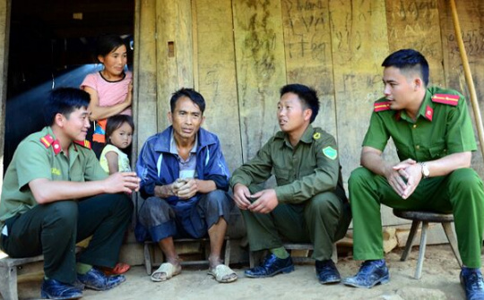 Phòng và chống tệ cơ hội chính trị hiện nay