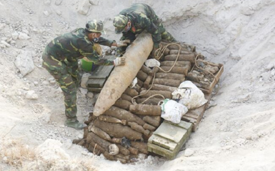 Đối thoại về chính sách, giải pháp khắc phục hậu quả bom mìn sau chiến tranh