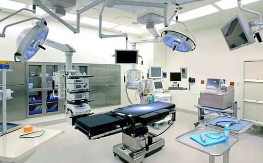 Doanh nghiệp đối thoại vướng mắc trong nhập khẩu trang thiết bị y tế