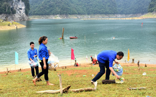 Du lịch phải gắn với bảo vệ môi trường để phát triển bền vững