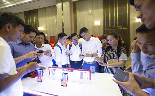 Cánh cửa nào cho thương hiệu Việt ở thị trường Smartphone