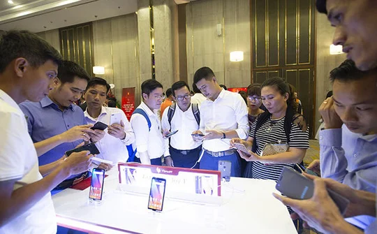 Cánh cửa nào cho thương hiệu Việt ở thị trường Smartphone